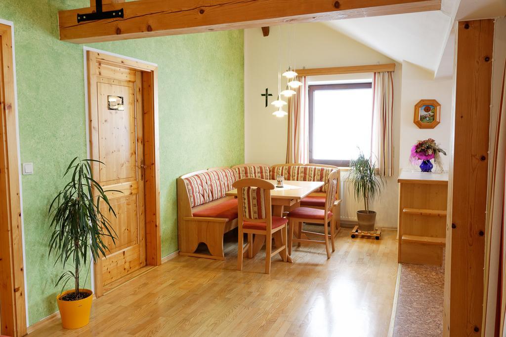 Hildegard Naturhaus Kirchberg bei Mattighofen Экстерьер фото